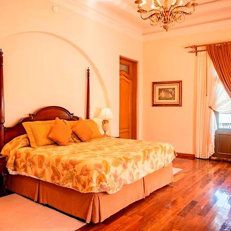 Hotel Real Hacienda Santo Tomas Colonia Gustavo Baz Prada ภายนอก รูปภาพ
