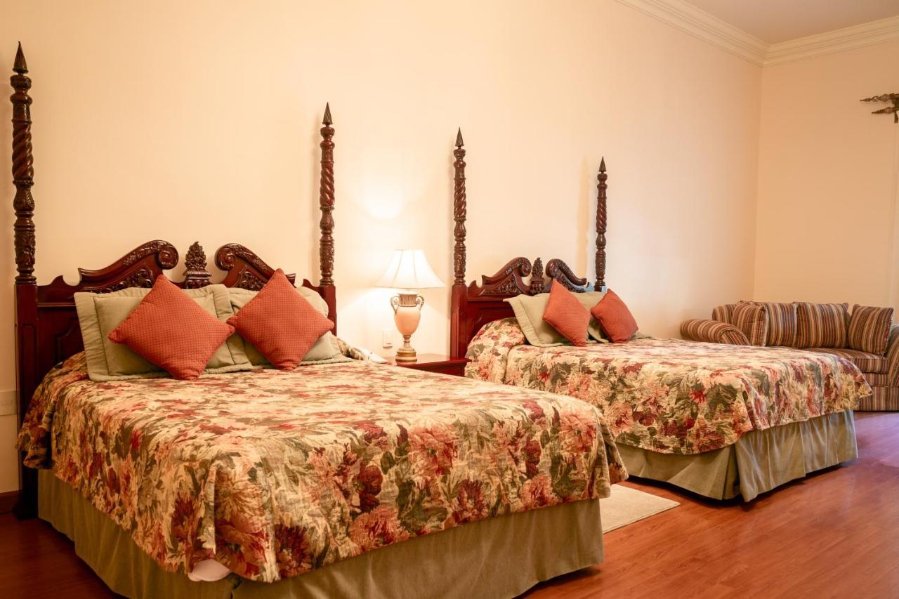 Hotel Real Hacienda Santo Tomas Colonia Gustavo Baz Prada ภายนอก รูปภาพ
